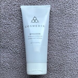 NEW Sealed Cosmedix Emulsion Intense Hydrator 6oz